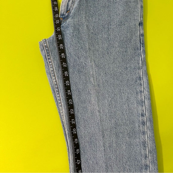 Vintage 505 Levi’s High Waist fit Jeans - Picture 7 of 10